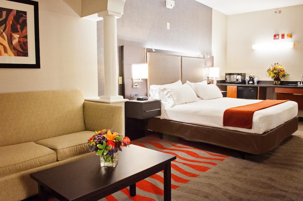 Holiday Inn Express Hotel & Suites Pittsburgh-South Side By Ihg Exterior photo