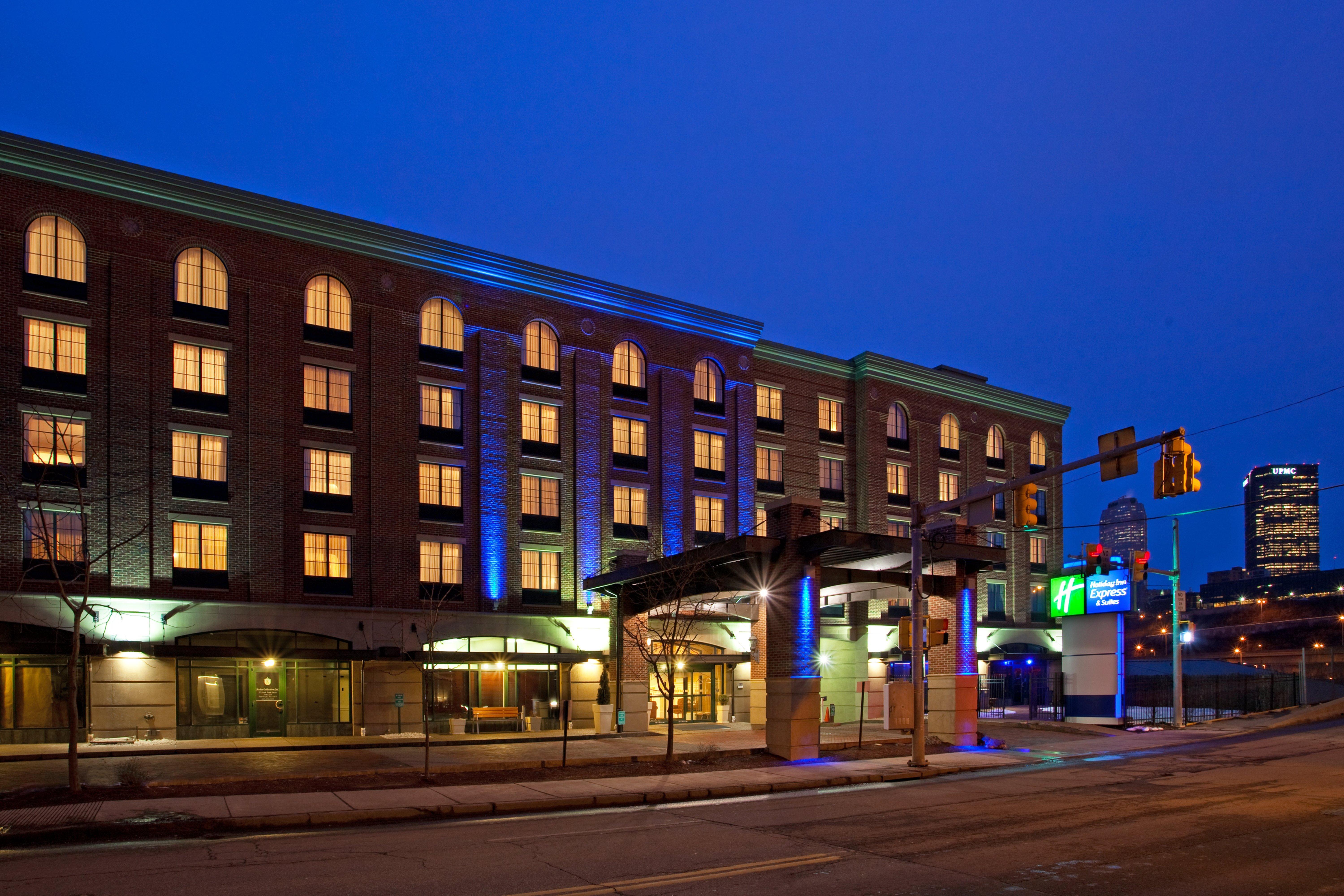 Holiday Inn Express Hotel & Suites Pittsburgh-South Side By Ihg Exterior photo