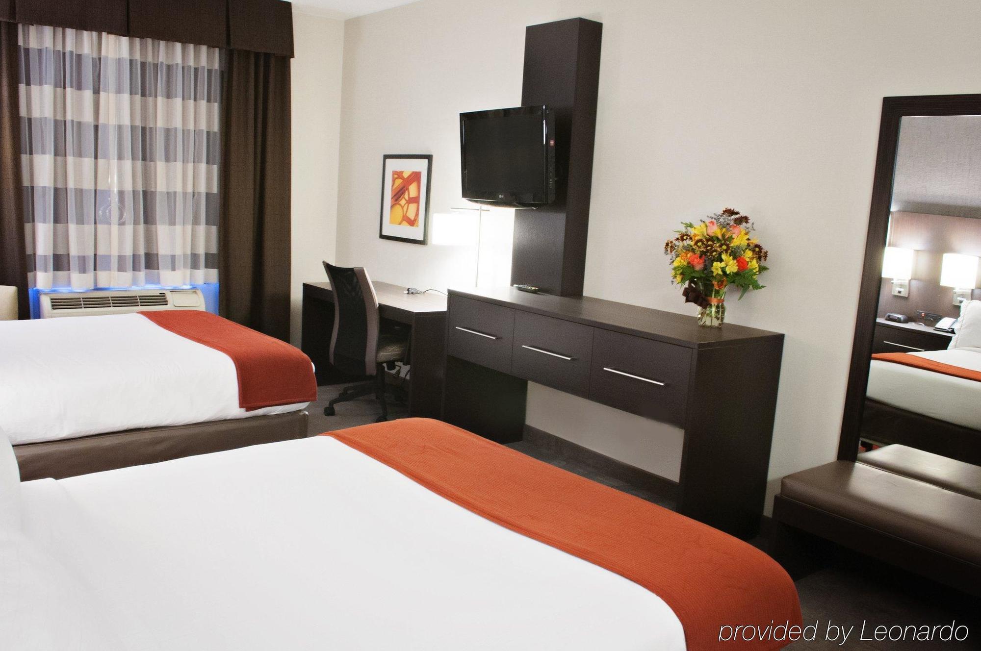 Holiday Inn Express Hotel & Suites Pittsburgh-South Side By Ihg Exterior photo