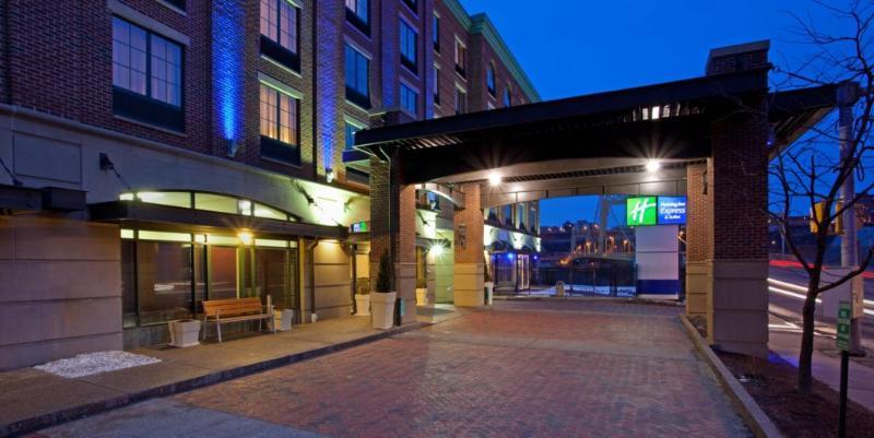 Holiday Inn Express Hotel & Suites Pittsburgh-South Side By Ihg Exterior photo
