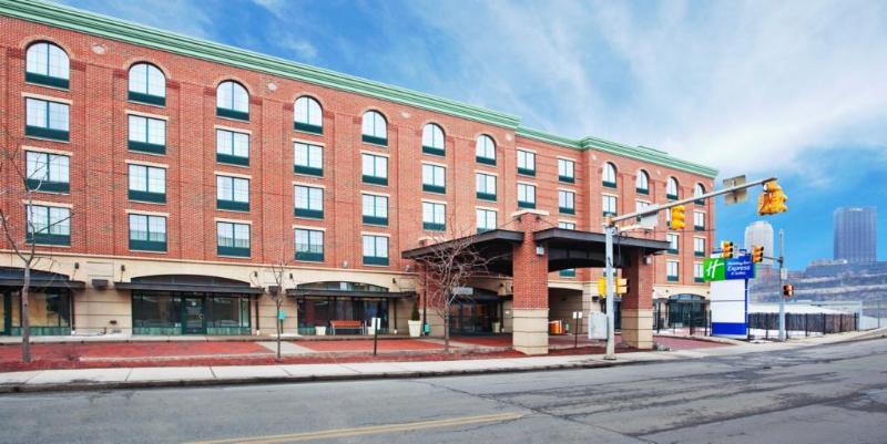 Holiday Inn Express Hotel & Suites Pittsburgh-South Side By Ihg Exterior photo